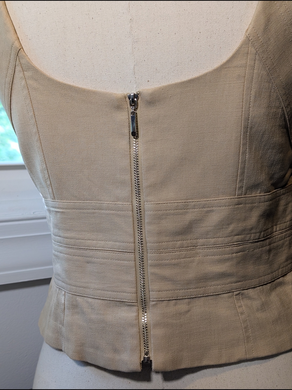 White House Black Market Tan Square-Neck Wrap-Detail Tank Top Matches Trousers - Picture 6 of 11
